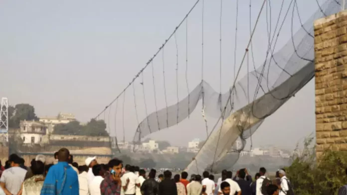 Morbi Bridge Collapse: Supreme Court asks Gujarat HC to periodically monitor probe