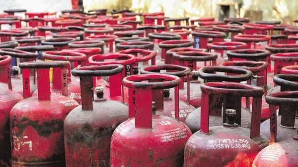 Public Sector Oil Marketing Companies Hike Commercial LPG Cylinder Prices Public Sector Oil Marketing Companies Hike Commercial LPG Cylinder Prices