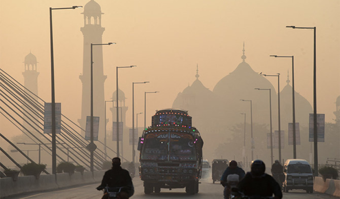 Pakistan’s Punjab Declares Four-Day Holiday to Combat Smog