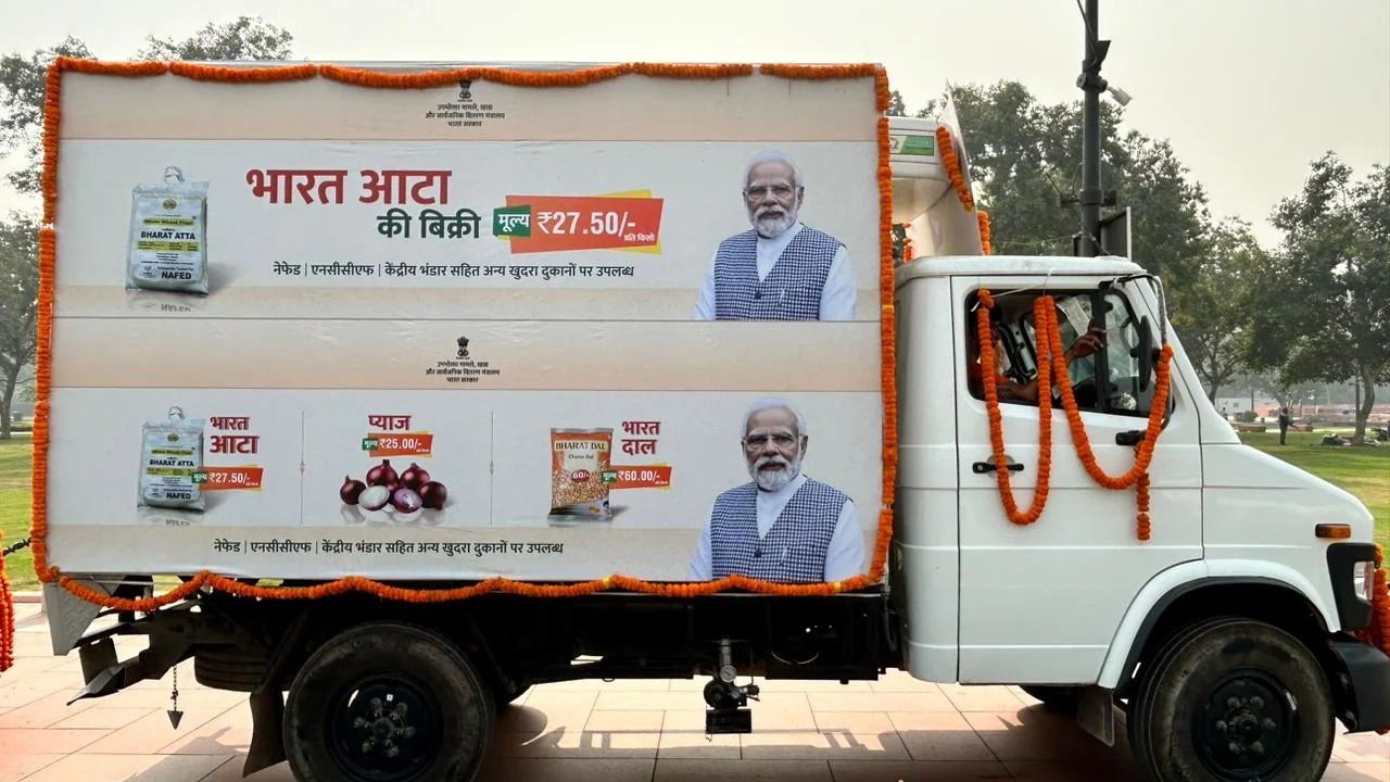 Centre launches sale of ‘Bharat’ Atta at an MRP of ₹ 27.50/Kg