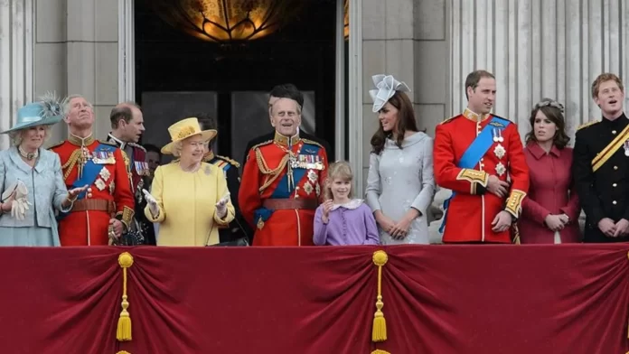 5 Key Revelations About the British Royal Family in 'Endgame'