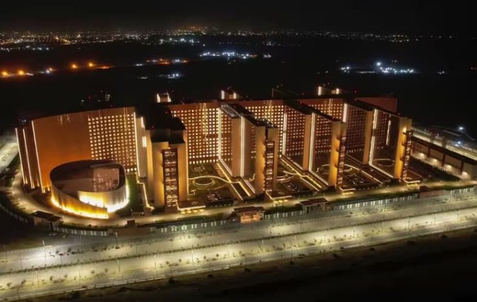 PM Modi Set to Inaugurate World's Largest Office Building in Surat