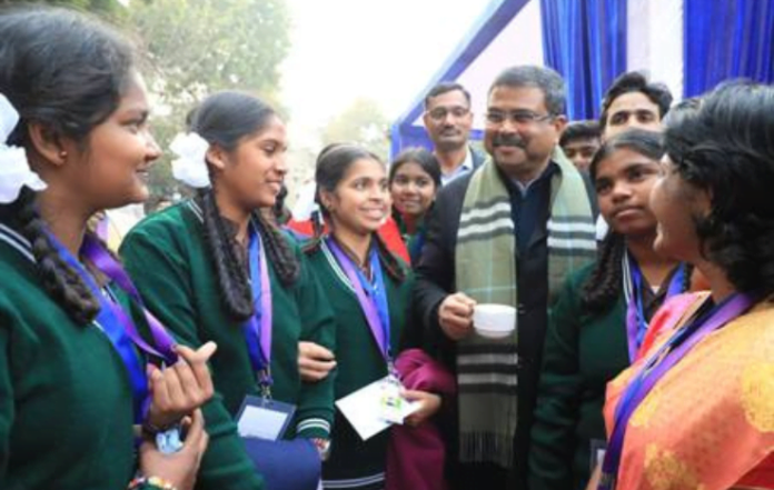 Dharmendra Pradhan interacts with participants of Pariksha Pe Charcha