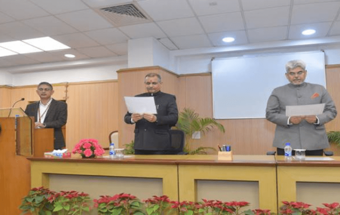 Sheel Vardhan Singh takes the oath as a Member of UPSC