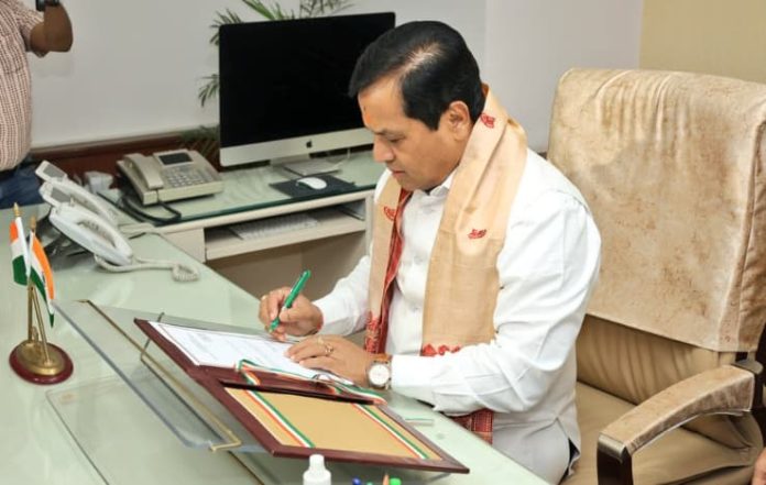 Sarbananda Sonowal Takes Charge at Ministry of Ports, Shipping & Waterways