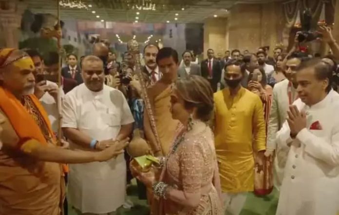 Spiritual leaders attend Anant and Radhika's Aashirwad ceremony