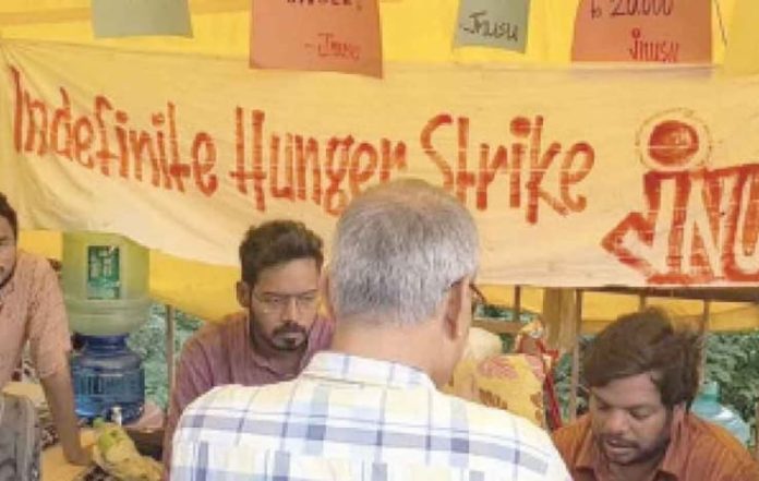 After Intense Days, JNU Students Union Calls Off Hunger Strike