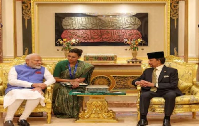 PM Modi and Brunei Sultan Hold High-Level Talks!