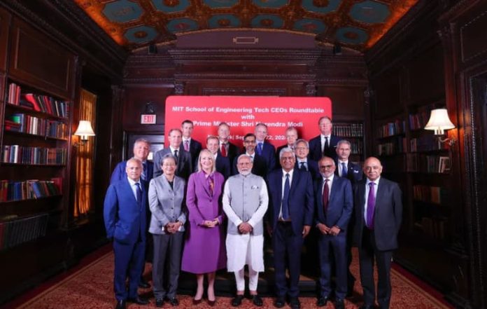 PM Modi's Roundtable Meet With Tech CEOs