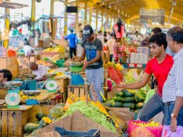 Sri Lanka Records First Deflation in Four Decades