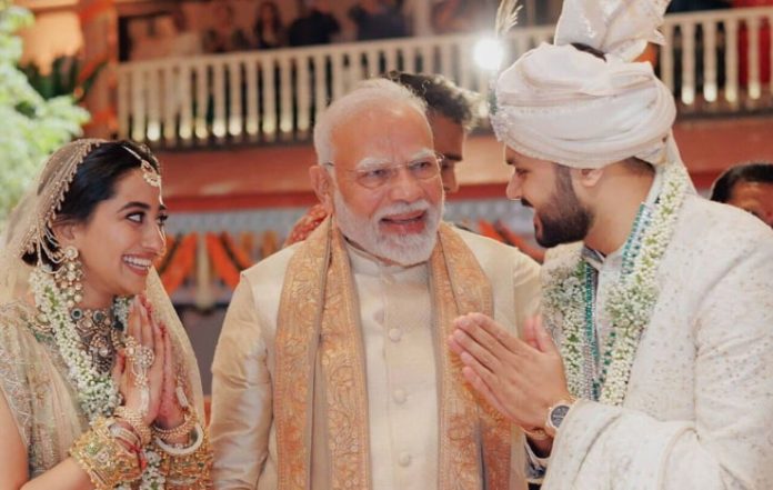 PM Modi Attends Gujarat Wedding of Surat Diamond Trader’s Son